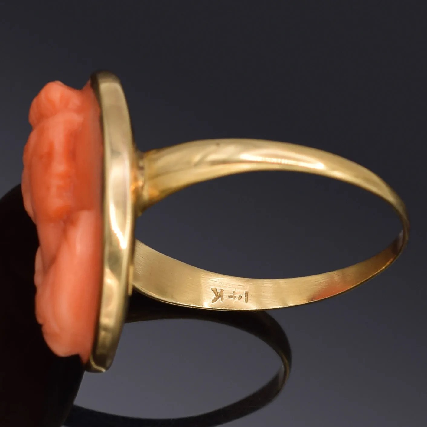 Antique 14K Yellow Gold Red Coral Cameo Cocktail Ring Size 7