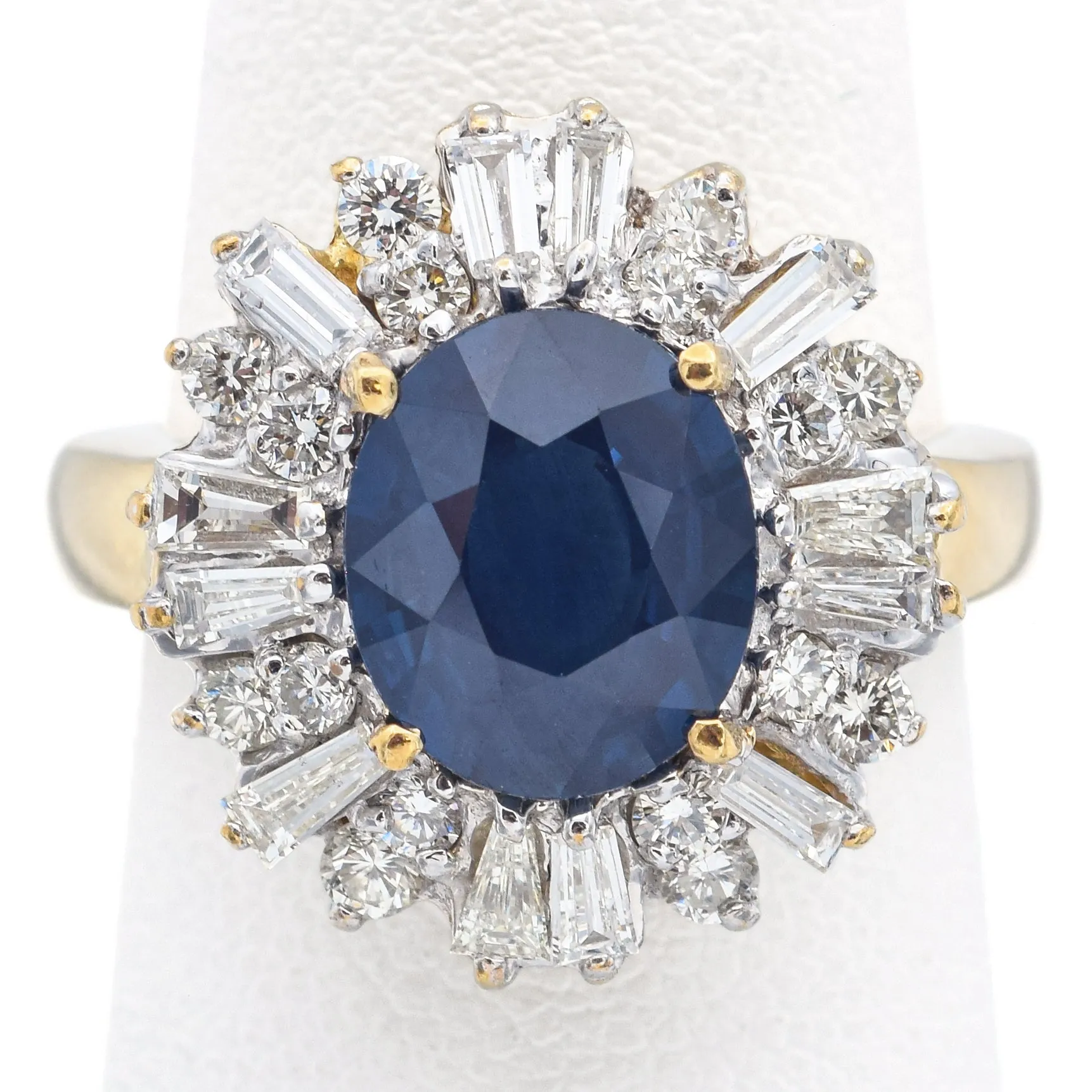 Estate 18K Yellow Gold 2.75 Ct Sapphire & 1.32 TCW Diamond Ring Size 6.5