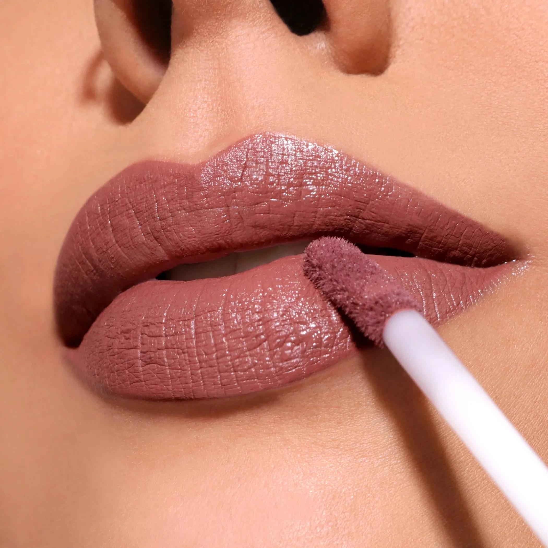 MOIRA Lip Divine Liquid Lipstick